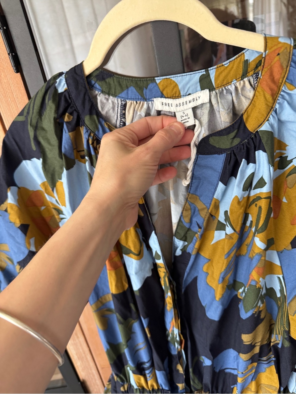 Free Assembly flora midi dress cotton short puff sleeve pockets adjustable tie - Picture 3 of 6